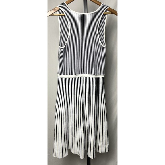 Banana Republic Tank Dress Small White Blue‎ Striped A-Line Preppy Office Career - Picture 2 of 3
